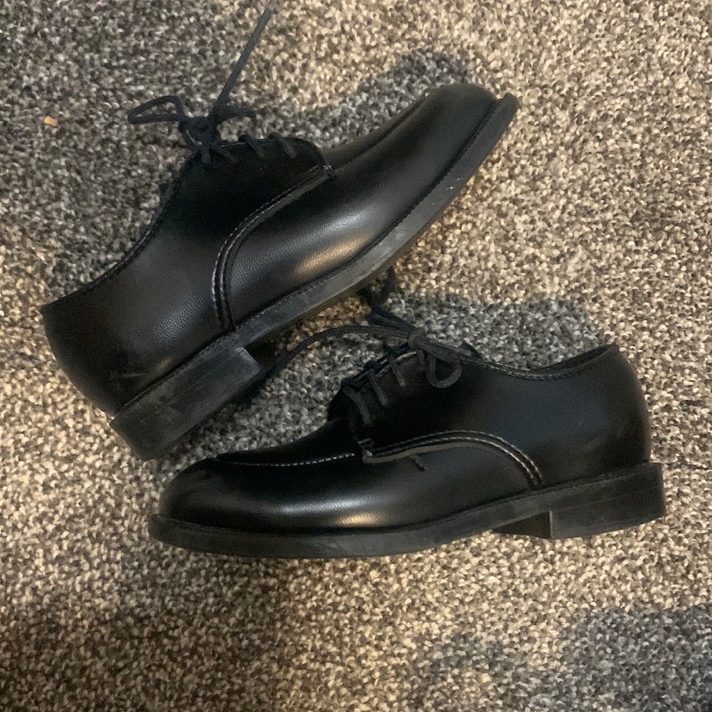 Kids black dress shoes